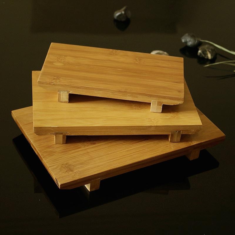 Plateau de présentation en bambou pour sushis et sashimis