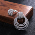 Boucles d’oreilles pendantes à anneaux superposés – Style élégant
