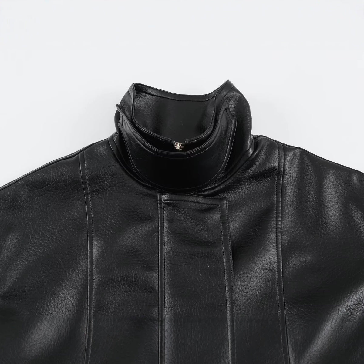 Veste femme effet cuir zippée à col montant – Noir